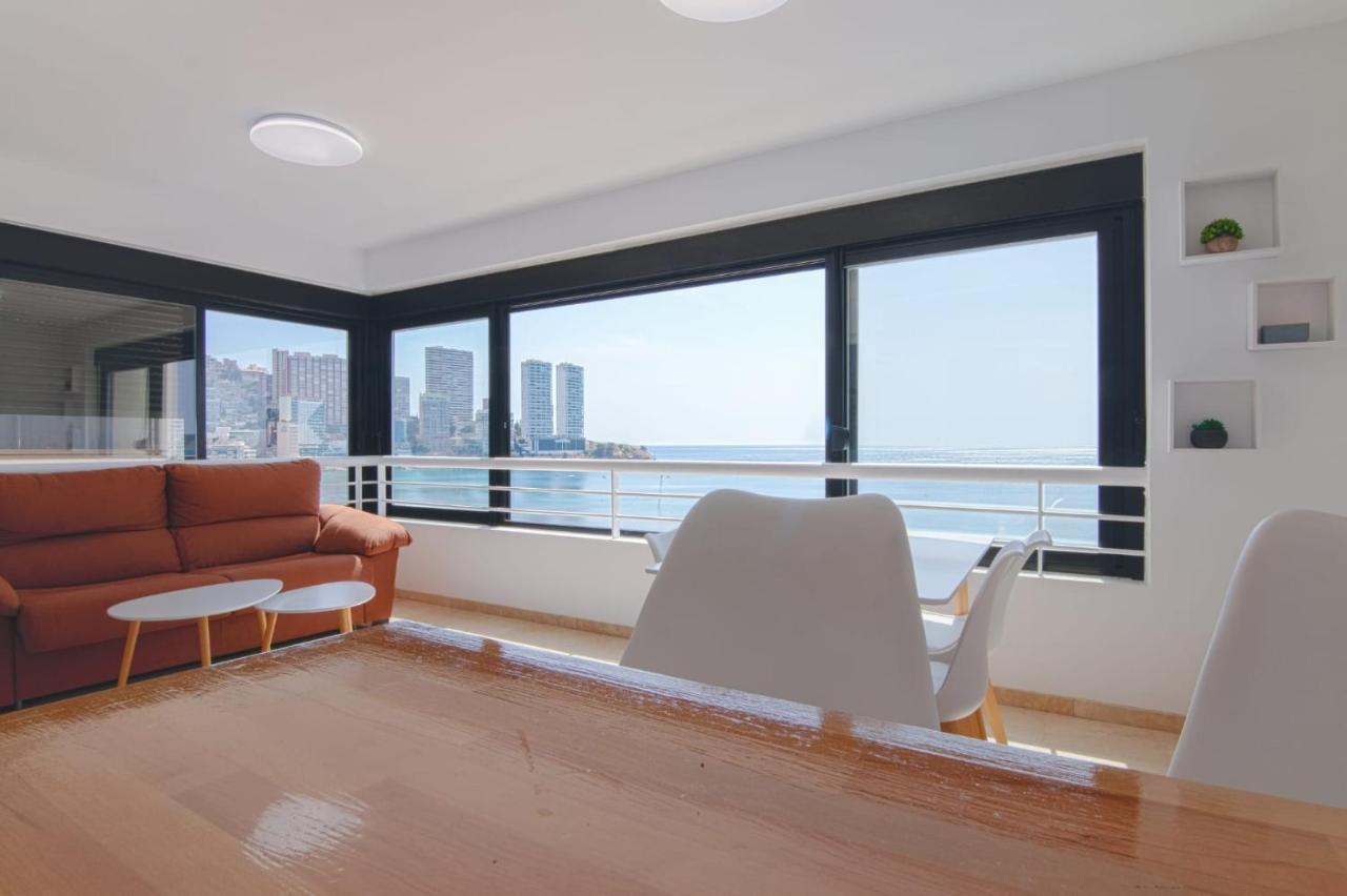 Luminoso Apartamento en Primera Línea de Playa Benidorm Exterior foto