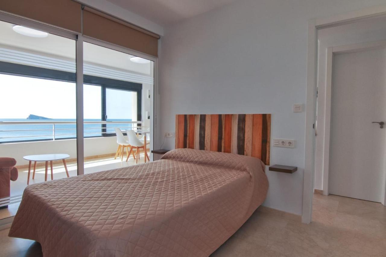 Luminoso Apartamento en Primera Línea de Playa Benidorm Exterior foto
